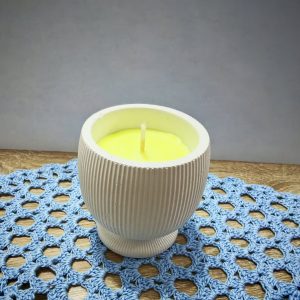 Svijeća u Gips Vazi